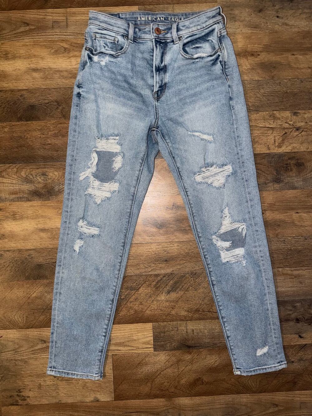 American Eagle women’s stretch distressed mom blue jeans